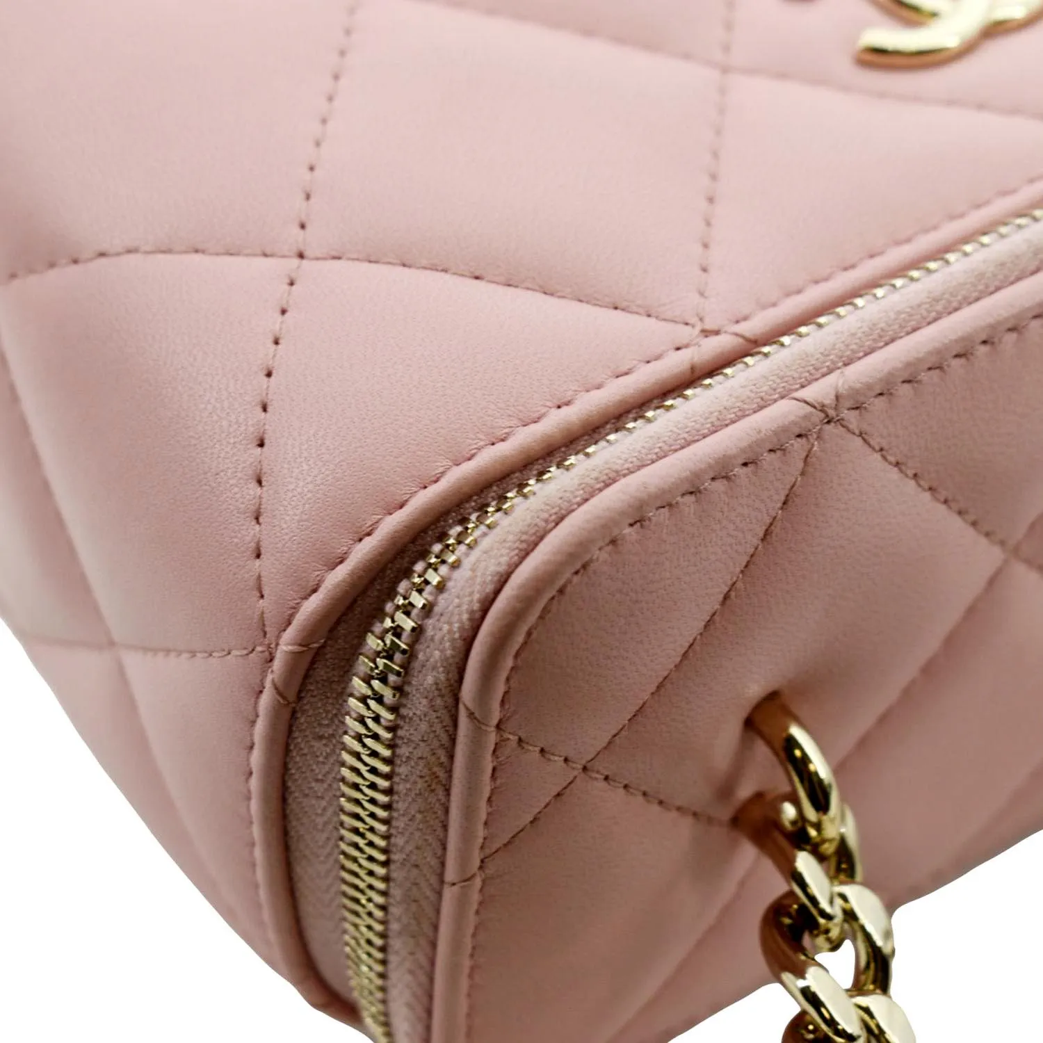 CL Resin Elegant Chain Vanity Case Quilted Leather Shoulder Bag Pink